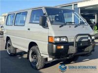 Mitsubishi Delica Starwagon 1988