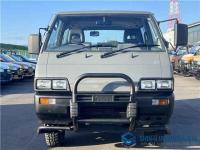 Mitsubishi Delica Starwagon 1988