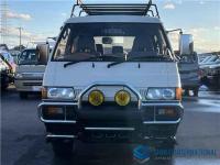 Mitsubishi Delica Starwagon 1992