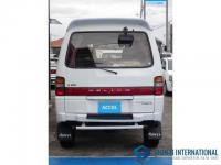 Mitsubishi Delica Starwagon 1992