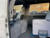 Mitsubishi Delica Starwagon 1999