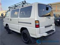 Mitsubishi Delica Starwagon 1999