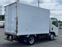 Isuzu ELF 2024