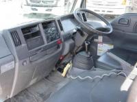 Isuzu ELF 2016