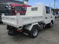Hino Dutro 2024