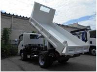 Isuzu ELF 2024