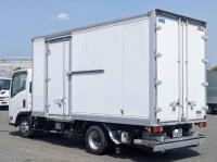 Isuzu ELF 2016