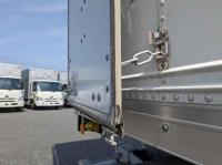 Isuzu ELF 2016