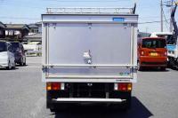 Isuzu ELF 2020