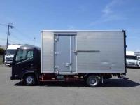Isuzu ELF 2016