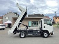 Isuzu Forward 2023