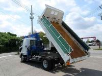 Mitsubishi FUSO FIGHTER 2021