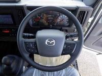 Mazda TITAN 2024