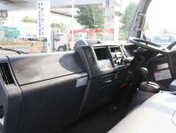 Isuzu ELF 2021
