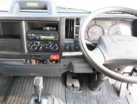 Isuzu ELF 2021
