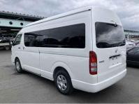 Toyota Hiace Commuter VAN 2024