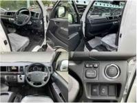 Toyota Hiace Commuter VAN 2024