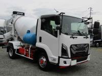 Isuzu Forward 2024