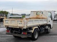 Isuzu ELF 2017