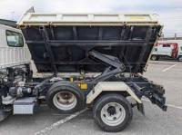 Isuzu ELF 2017