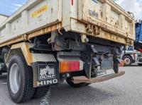 Hino Dutro 2017