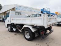 Isuzu ELF 2013