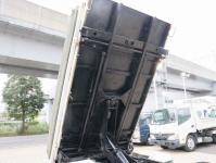 Isuzu ELF 2013