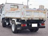 Isuzu ELF 2016