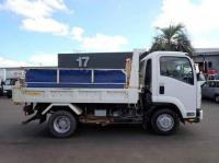 Isuzu Forward 2017