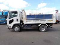 Isuzu Forward 2017