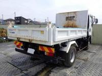 Isuzu Forward 2018