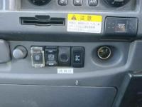 Isuzu Forward 2016