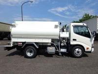 Hino Dutro 2024