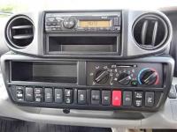 Hino Dutro 2024