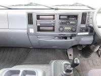 Isuzu Forward 2021