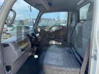 Hino Dutro 2004