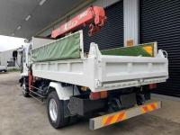 Isuzu Forward 2000