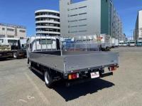 Isuzu ELF 2024
