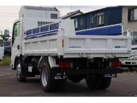 Isuzu ELF 2023
