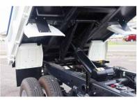 Isuzu ELF 2023