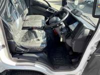 Isuzu ELF 2024