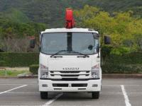 Isuzu Forward 2018