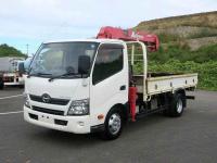 Hino Dutro 2016