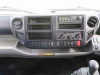 Hino Dutro 2016
