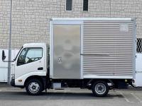 Toyota DYNA 2022