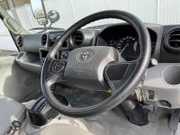 Toyota DYNA 2022