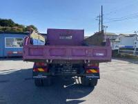 Isuzu Forward 2021