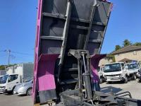 Isuzu Forward 2021