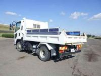 Isuzu Forward 2022