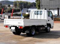 Isuzu ELF 2023